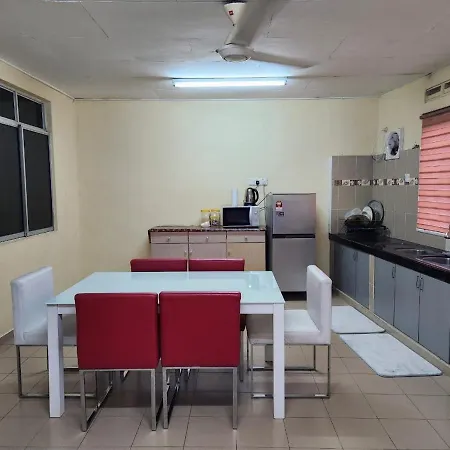 Redzuan Homestay Muar Exterior photo
