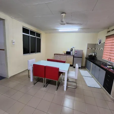 Redzuan Homestay Muar Exterior photo