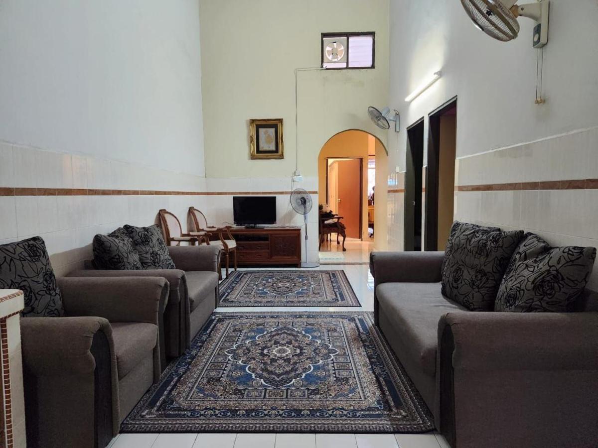 Holiday home Redzuan *