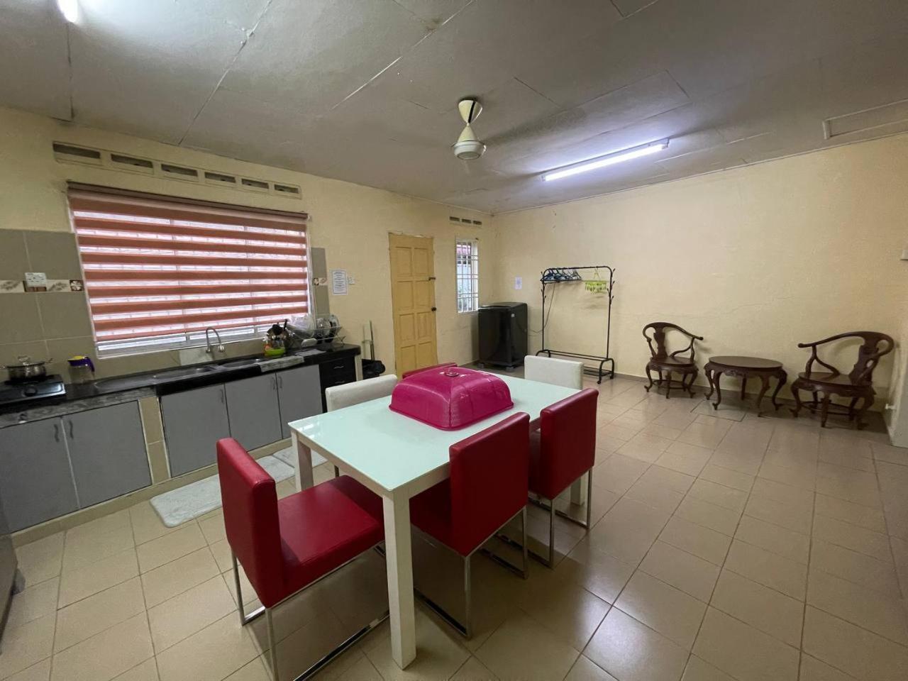 Redzuan Holiday home Muar